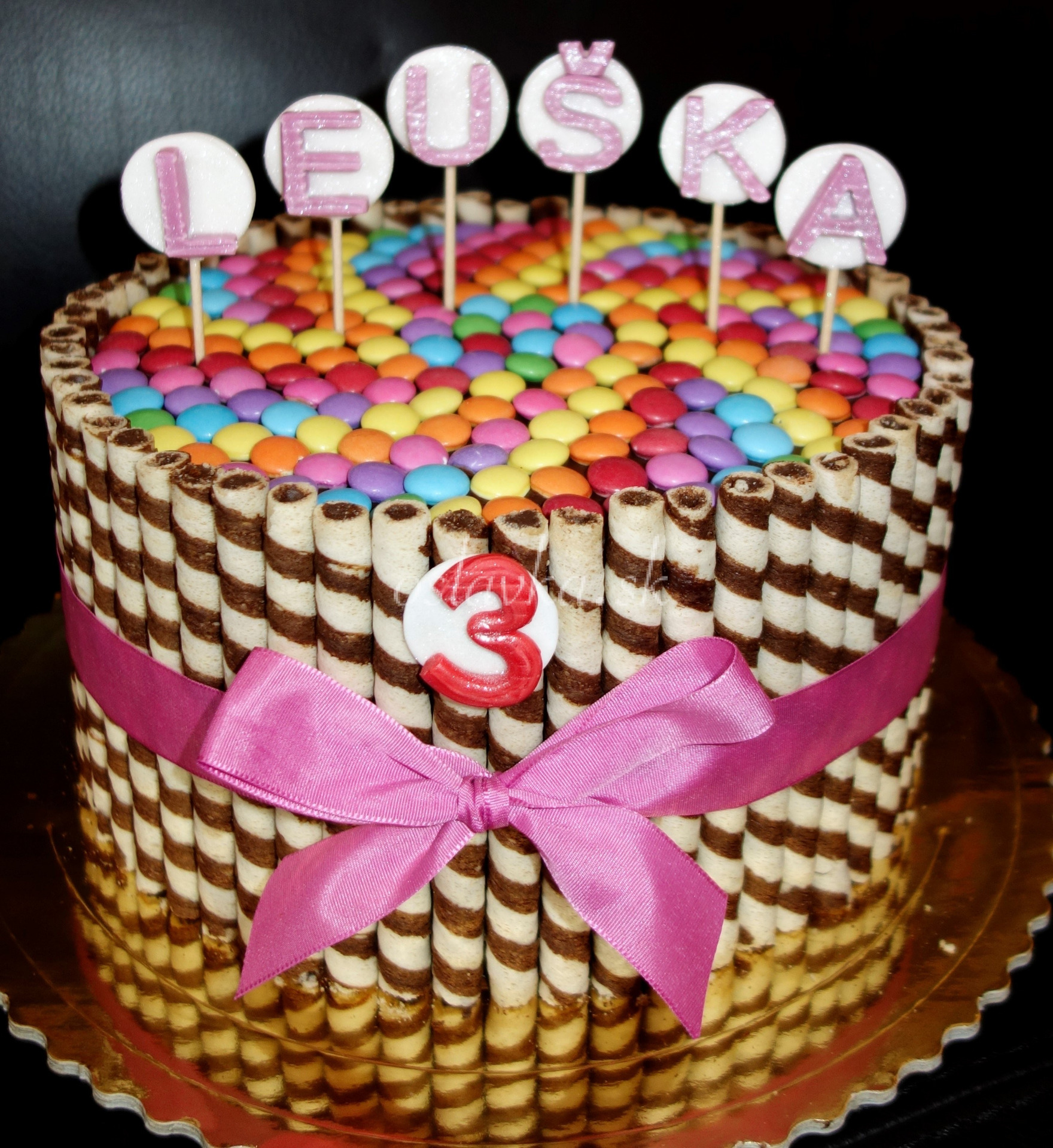 Nepečená trubičková torta